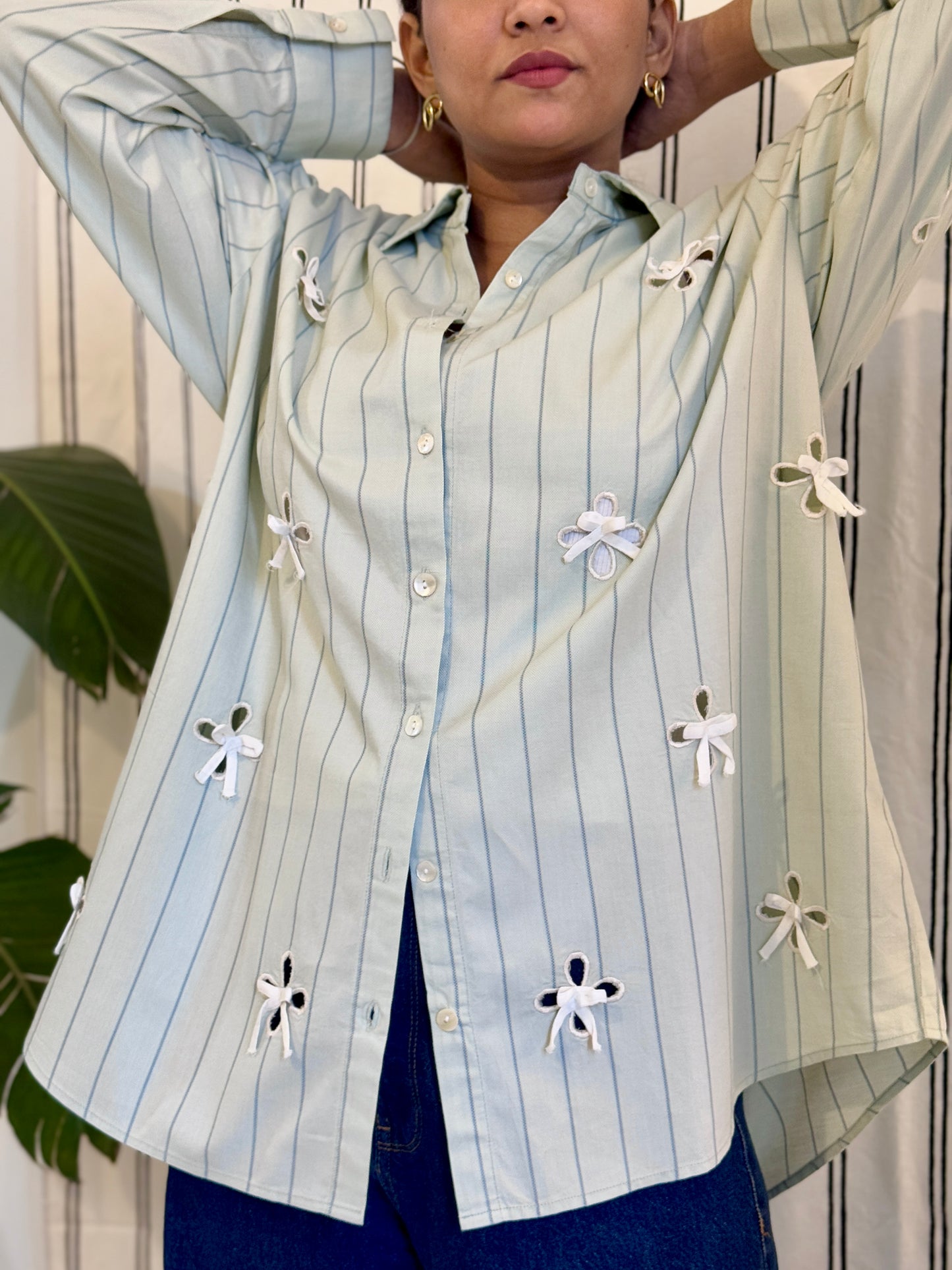 Flower cut-out Shirt