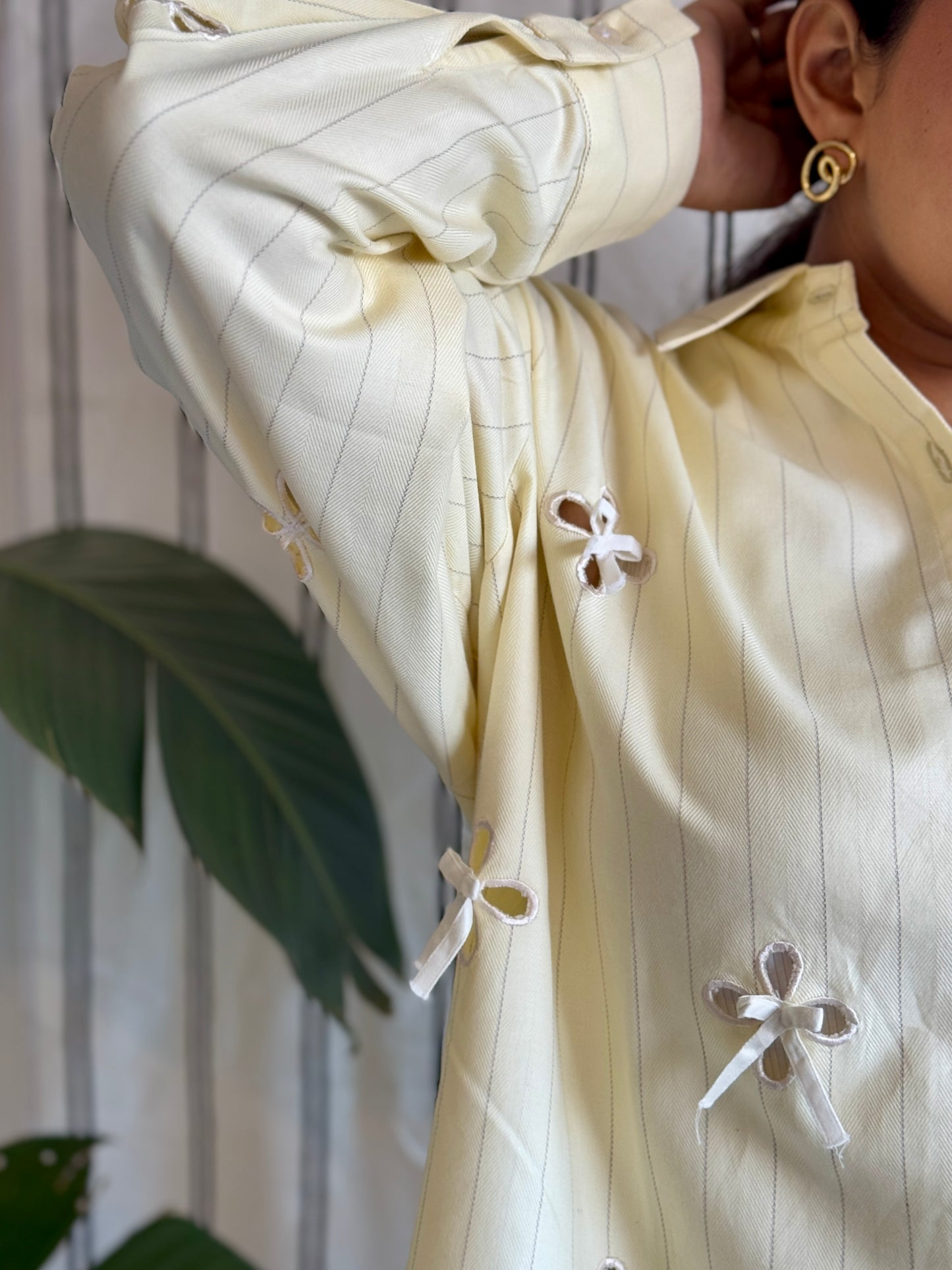 Flower cut-out Shirt